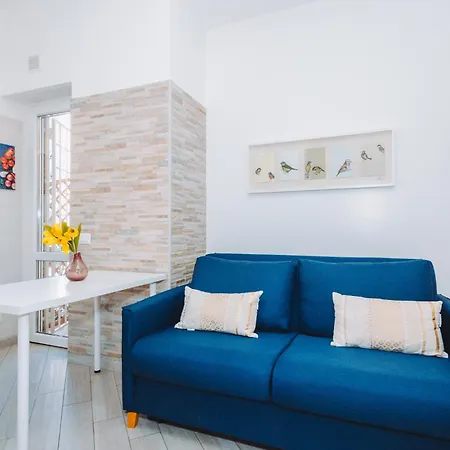 Ottoboni Apartment, 4 Persone, Balcone, Wi-fi, Stazione Tiburtina 아파트