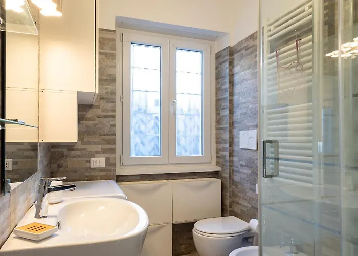 Apartment Ottoboni Apartment, 4 Persone, Balcone, Wi-fi, Stazione Tiburtina *