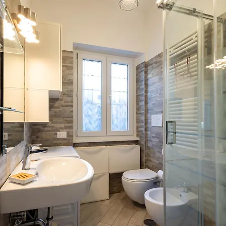 公寓 Ottoboni Apartment, 4 Persone, Balcone, Wi-fi, Stazione Tiburtina *