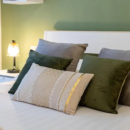 Ottoboni Apartment, 4 Persone, Balcone, Wi-fi, Stazione Tiburtina 公寓